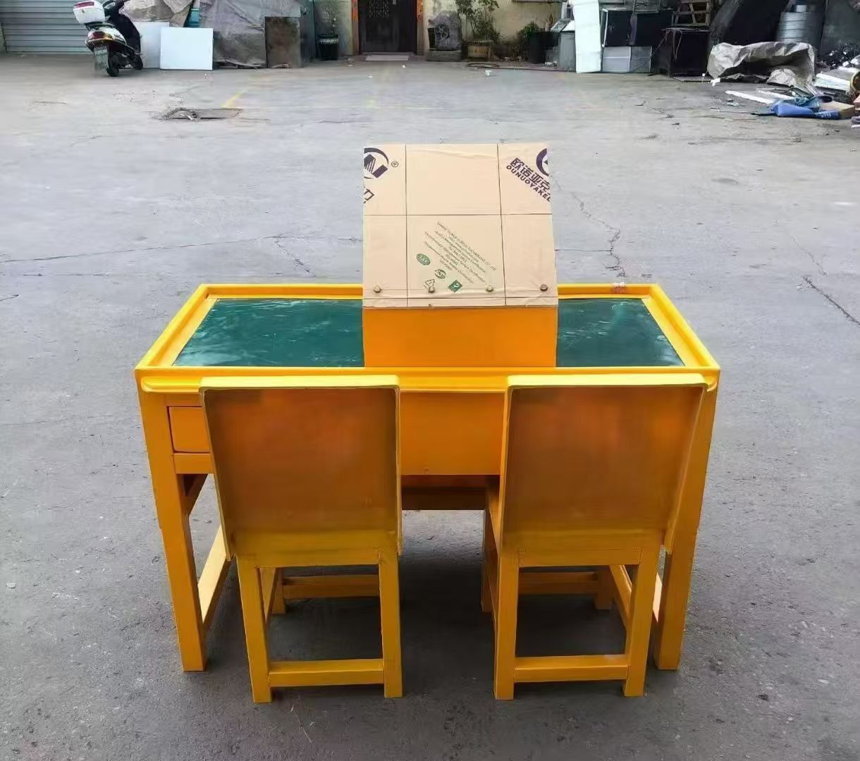 开平防静电导通桌井下煤矿火工品发放桌：危险品流转的安全守护者
